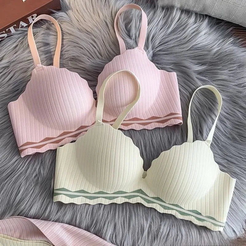 Comfort Bralette Curve S97ace57f7a354edd80bf4bee4396fdb3W