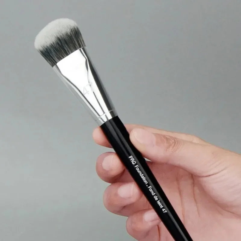 Professional Foundation Brush