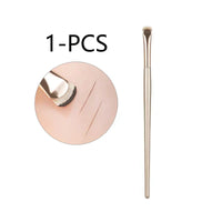 Crescent eyeliner-1